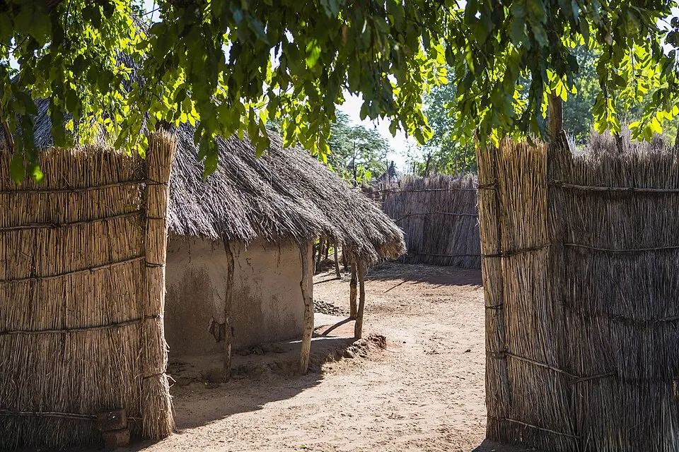 Mukuni Village, Zambia (14522247501).jpg